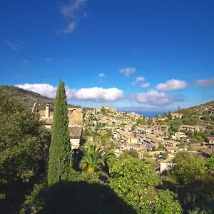 https://hostal-miramar-deia.allmallorcahotels.com
