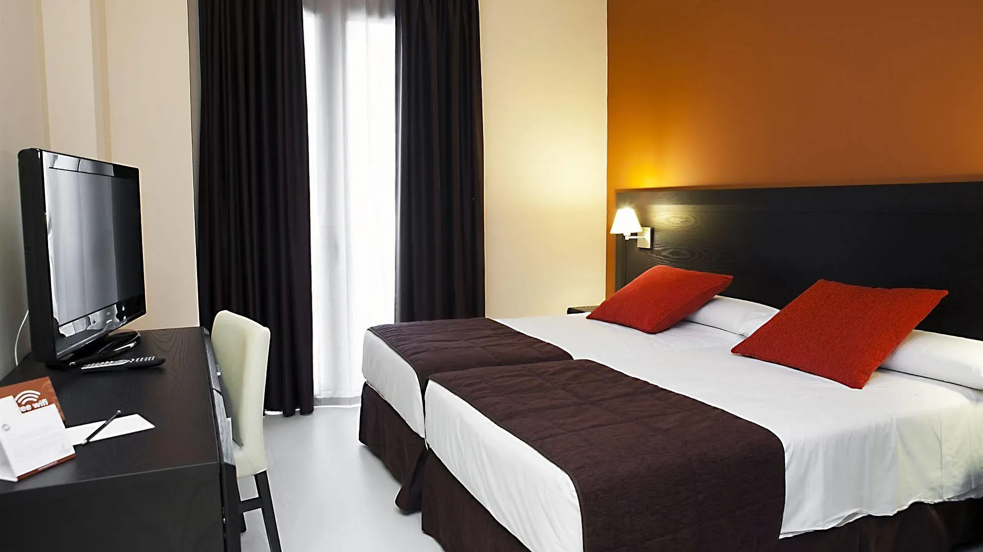 Exe Malaga Museos Hotel